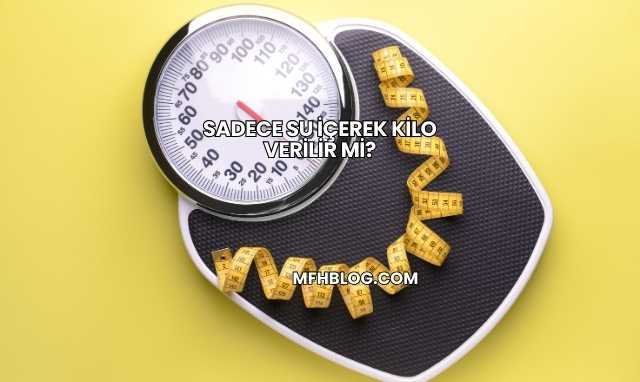 Sadece Su İçerek Kilo Verilir mi?